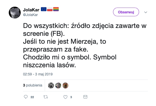 Twittera obiegło zdjęcie pisklęcia sowy wśród wyciętych drzew, wykonane rzekomo na Mierzei Wiślanej. W rzeczywistości nie powstało w Polsce