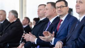 Afera samolotowa powraca. TVN24: Prezydent Duda latał na Hel, premier Morawiecki na plan filmowy