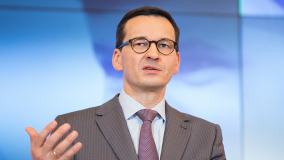 Morawiecki o PO: Bylejakość, lenistwo i wiarygodność na poziomie Żuław. O co chodziło premierowi?